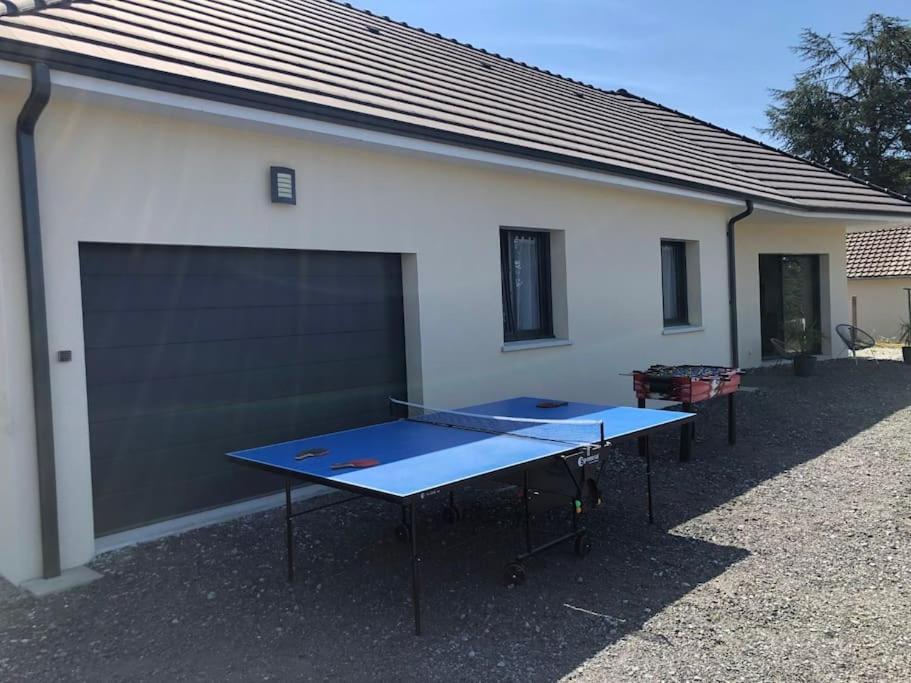 Pavillon Recent Avec 3 Chambres La Brionne Екстер'єр фото